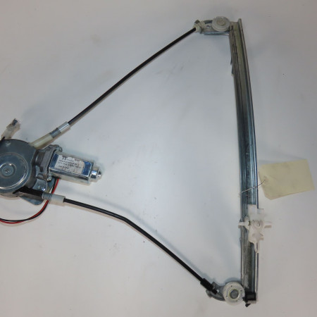 Mecanisme+moteur leve-glace avg occasion  Renault CLIO II (BB_, CB_) 1.5 dci (b/cb07) (2001-2009) 3 portes   7700842247 