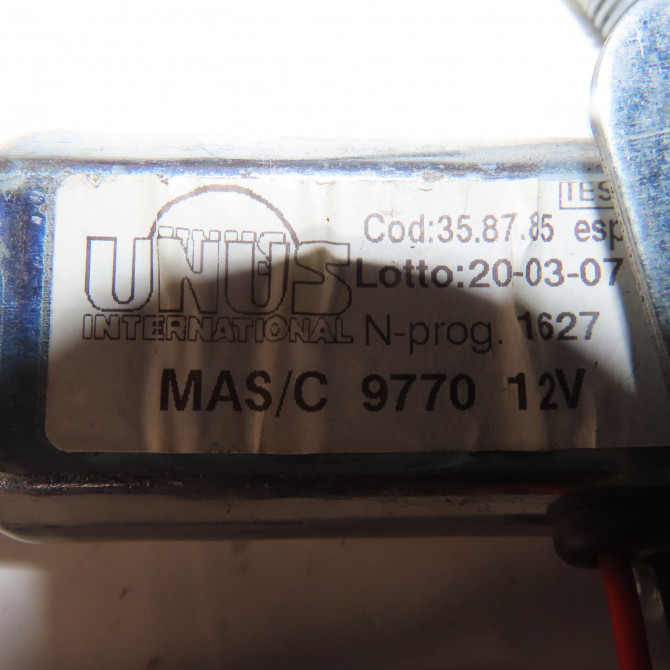 Mecanisme+moteur leve-glace avg occasion  Renault CLIO II (BB_, CB_) 1.5 dci (b/cb07) (2001-2009) 3 portes   7700842247  3