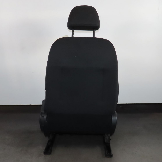 Siège avant gauche occasion  Peugeot 207/207+ (WA_, WC_) 1.6 hdi (2006-2013) 5 portes   8863ZT  4