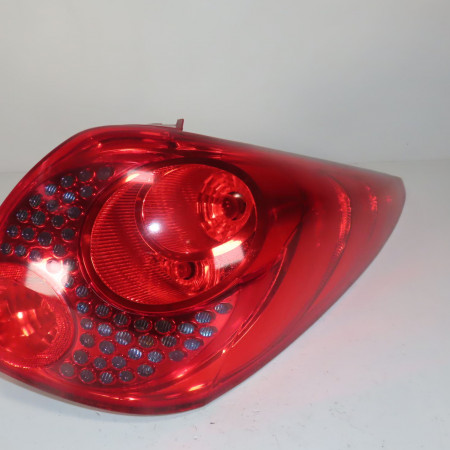 Feu arrière droit occasion  Peugeot 207 SW (WK_) 1.6 hdi (2007-2012) 5 portes   6351CT 