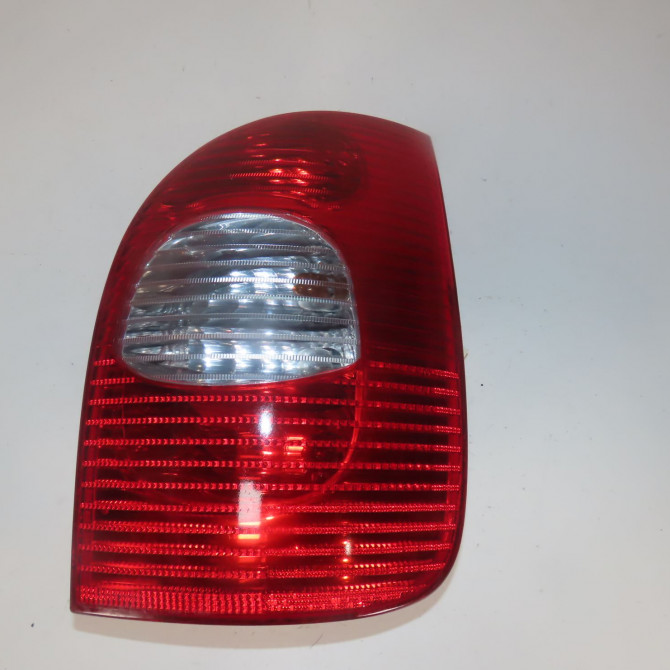 Feu arrière droit occasion  Citroën XSARA PICASSO (N68) 1.6 hdi (2004-2011) 5 portes   6351T2  1