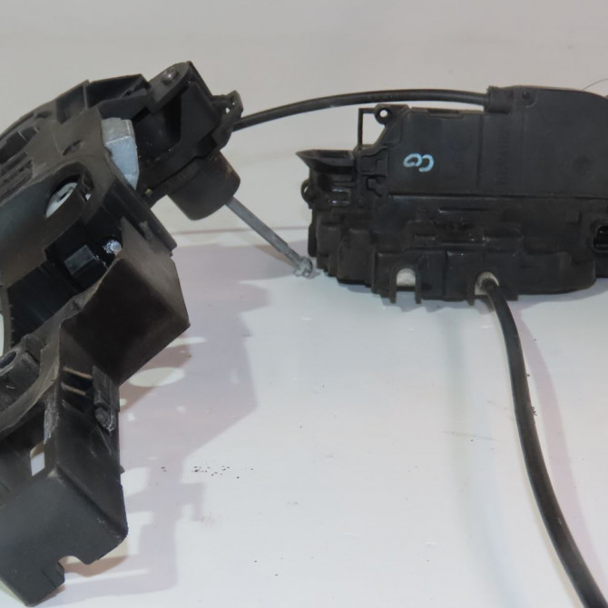 Serrure porte avg occasion  Renault MODUS / GRAND MODUS (F/JP0_) 1.5 dci (jp0g, jp0h) (2005) 5 portes   8200219246  2