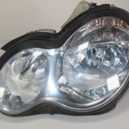 Phare gauche occasion  Mercedes-benz CLASSE C (W203) C 200 cdi (203.007) (2003-2007)   A2038203161 