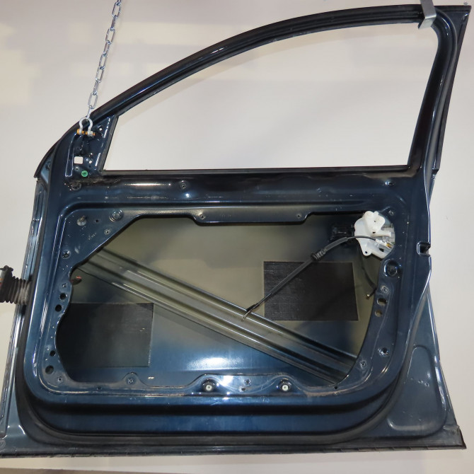 Porte avant droite occasion  Volkswagen vw PASSAT B6 (3C2) 2.0 tdi 16v (2005-2010)   3C4831056J  3