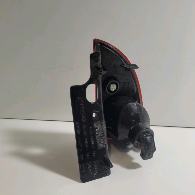 Feu brouillard arrière droit occasion  Renault ESPACE IV (JK0/1_) 1.9 dci (jk0u) (2003-2005) 5 portes   8200027154  2