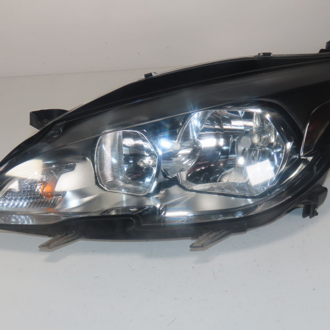 Phare gauche occasion  Peugeot 308 SW II (LC_, LJ_, LR_, LX_, L4_) 1.2 thp 110 (2014-2021)   9677523080  1