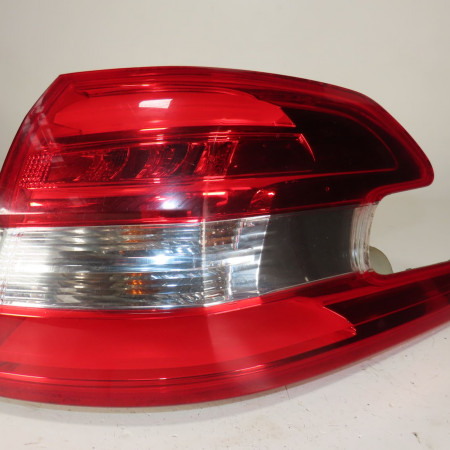 Feu arrière droit occasion  Peugeot 308 SW II (LC_, LJ_, LR_, LX_, L4_) 1.2 thp 110 (2014-2021)   9678093880 