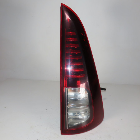 Feu arrière droit occasion  Renault ESPACE IV (JK0/1_) 2.2 dci (jk0h) (2002-2006)   8200394724 