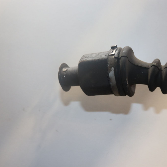 Transmission avant droite occasion  Renault CLIO II (BB_, CB_) 1.4 (b/cb0c, b/cb0s) (1998-2005)   7700110482  3