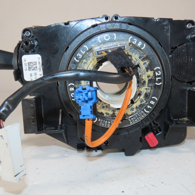 Bloc commodos occasion  Peugeot 308 SW II (LC_, LJ_, LR_, LX_, L4_) 1.2 thp 110 (2014-2021)   98072732ZD  5