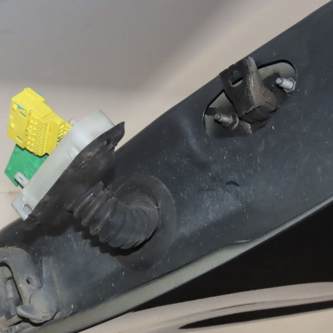 Porte avant gauche occasion  Peugeot 208 I (CA_, CC_) 1.6 hdi (2012) 5 portes   9807820780  3