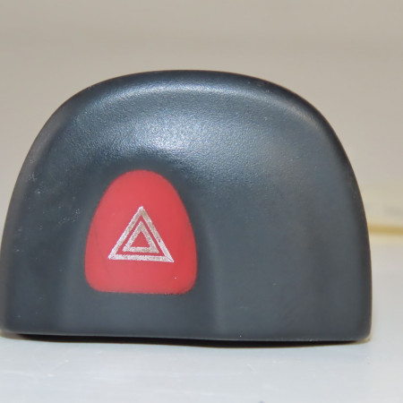 Bouton de warning occasion  Renault MEGANE I (BA0/1_) 1.9 dci (ba05, ba1f) (2001-2003)   7700435867 