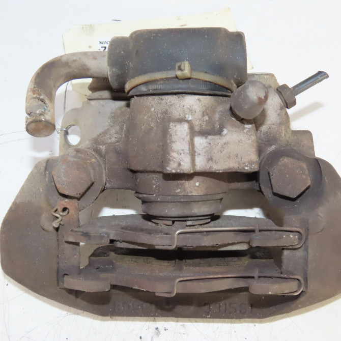 Etrier de frein arrière droit occasion  RENAULT CLIO II Phase 2 06-2001->07-2006 1.6 16v   7701204847  1