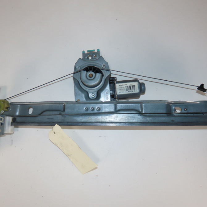 Mecanisme + moteur lève-glace avant droit occasion  Peugeot 207/207+ (WA_, WC_) 1.4 hdi (2006-2015) 5 portes   9222W9  1