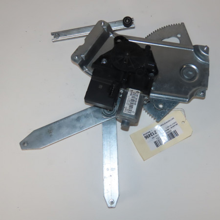 Mecanisme + moteur lève-glace avant droit occasion  Renault MEGANE III Grandtour (KZ0/1) 1.5 dci (kz09, kz0d, kz1g, kz29, kz14, kz1w, kz10, kz1f,... (2009) 5 portes   807203154R 