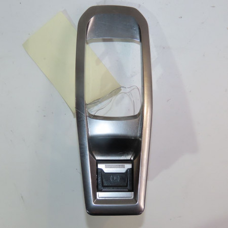 Interrupteur commande de frein a main occasion  Peugeot 3008 SUV (MC_, MR_, MJ_, M4_) 1.5 bluehdi 130 (2018) 5 portes   9810593577 