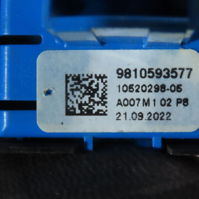 Interrupteur commande de frein a main occasion  Peugeot 208 II (UB_, UP_, UW_, UJ_) 1.2 puretech 100 (2019) 5 portes   9810593577  3