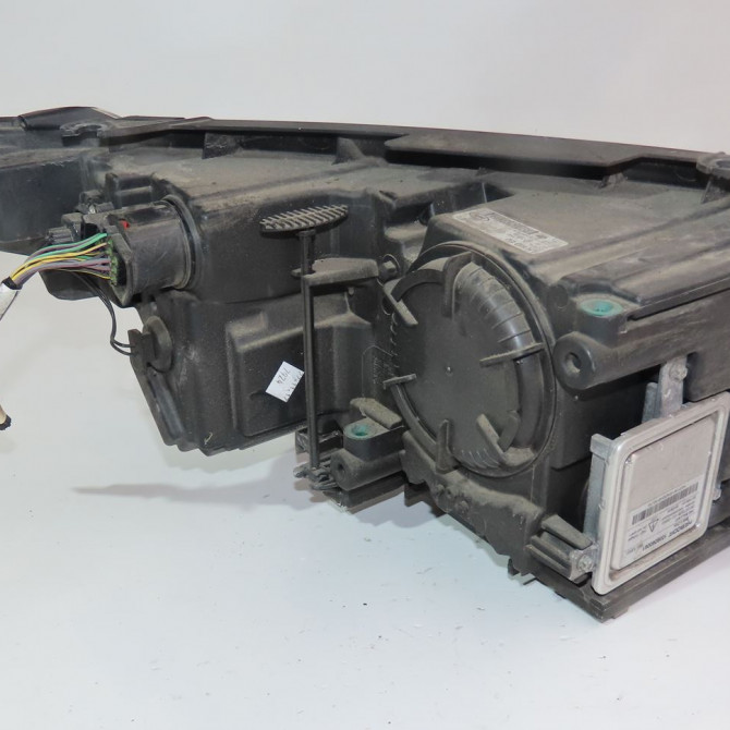 Phare gauche occasion  Land rover RANGE ROVER EVOQUE (L538) 2.0 d 4x4 (2015-2019)   LR084687  3