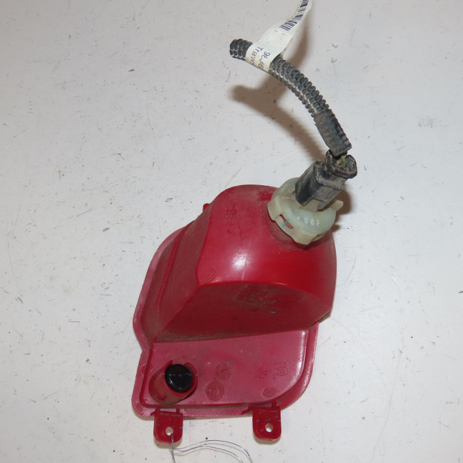 Feu brouillard arrière droit occasion  Peugeot 2008 II (UD_, US_, UY_, UK_) 1.5 bluehdi 130 (2019)   9811718380  2