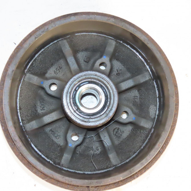 Tambour arrière gauche occasion  Peugeot 208 I (CA_, CC_) 1.2 vti 82 (2012)   424759  3