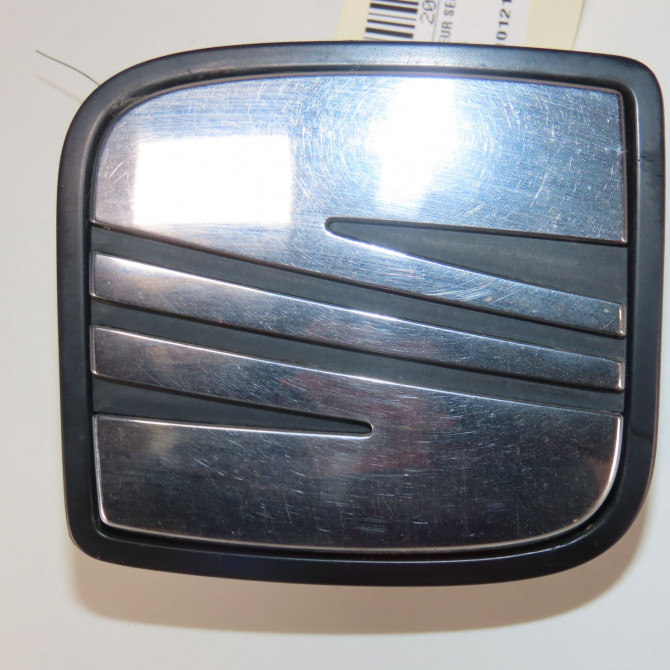 Actionneur serrure hayon occasion  Seat ALTEA XL (5P5, 5P8) 2.0 tdi 16v (2006)   5P0827565D  1