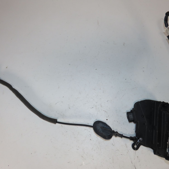 Serrure porte avg occasion  Renault TWINGO III (BCM_, BCA_) 1.0 sce 70 (2014) 5 portes   805030700R  3