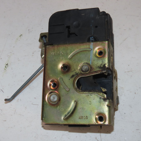 Serrure porte avg occasion  Peugeot 206 3/5 portes (2A/C) 1.4 hdi eco 70 (2001-2009) 5 portes   9135R9 