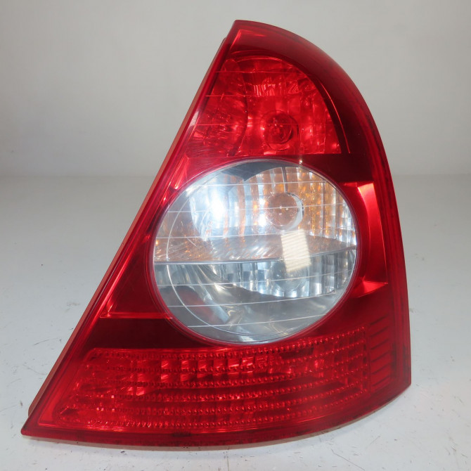 Feu arrière droit occasion  Renault CLIO II (BB_, CB_) 1.5 dci (b/cb08) (2001-2005) 5 portes   7700410518  1