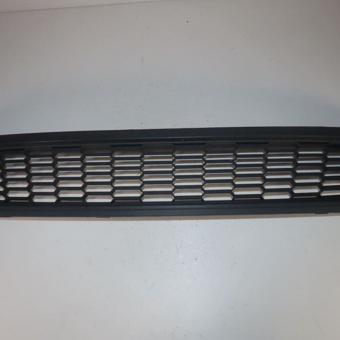 Grille pare-choc av occasion  VOLKSWAGEN POLO V Phase 1 09-2009->... 1.2 TDI 75ch   6R0853677A  1