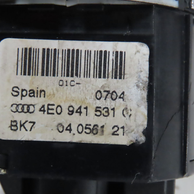 Interrupteur commande de phares occasion  Audi A8 D3 (4E2, 4E8) 4.2 quattro (2002-2010)   4E0953513K4PK  2