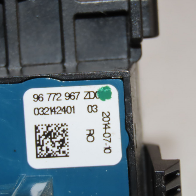 Interrupteur commande de frein a main occasion  Peugeot 508 I (8D_) 2.0 bluehdi 150 (2014-2018)   96772967ZD  2