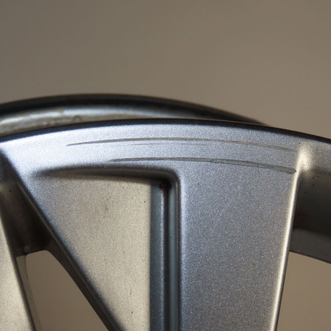 Jante aluminium occasion  Peugeot 5008 II (MC_, MJ_, MR_, M4_) 1.5 bluehdi 130 (mcyhzj, mcyhzr, mcyhzx) (2018)   9809687177  6