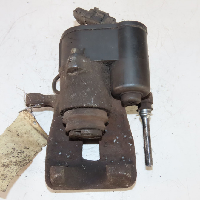 Etrier de frein arrière droit occasion  Volkswagen vw PASSAT B6 (3C2) 1.9 tdi (2005-2010) 4 portes   3C0615404H  3