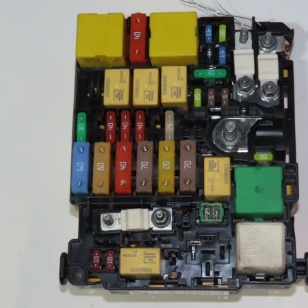 Boite a fusibles occasion  Citroën C4 PICASSO II 1.2 thp 130 (2014)   9804848580 