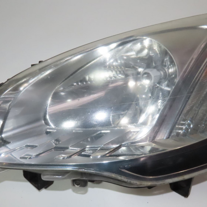 Phare gauche occasion  Citroën BERLINGO Camionnette/Monospace (B9) 1.6 hdi / bluehdi 75 (2010) 4 portes   9806306180  1