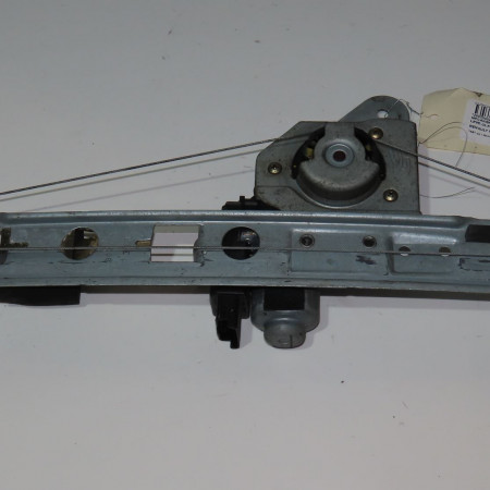 Mecanisme+moteur leve-glace arg occasion  Renault MEGANE II (BM0/1_, CM0/1_) 1.5 dci (bm02, bm13, bm2a, cm02, cm13) (2003-2008)   8201010924 