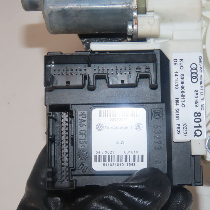 Mecanisme+moteur leve-glace avg occasion  Audi A3 (8P1) 2.0 tdi 16v (2003-2012) 3 portes   8P3837461C  4