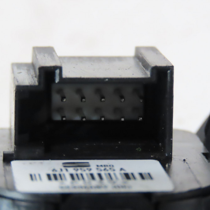 Commande rétroviseurs extérieures électriques occasion  Seat IBIZA IV (6J5, 6P1) 1.4 tsi (2013-2015)   6J1959565EWHI  4