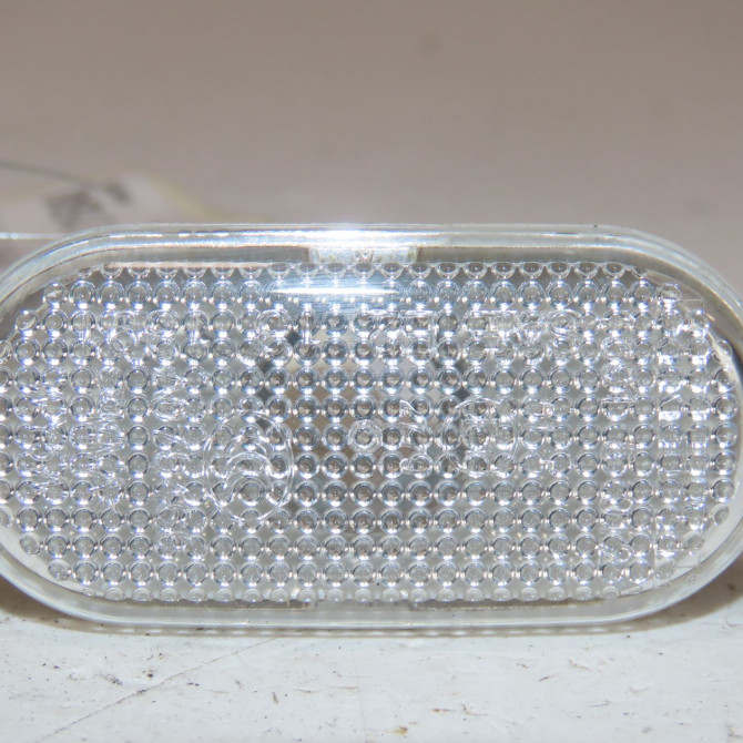 Répétiteur aile droite occasion  Renault TWINGO III (BCM_, BCA_) 1.0 sce 70 (2014) 5 portes   8200257684  1