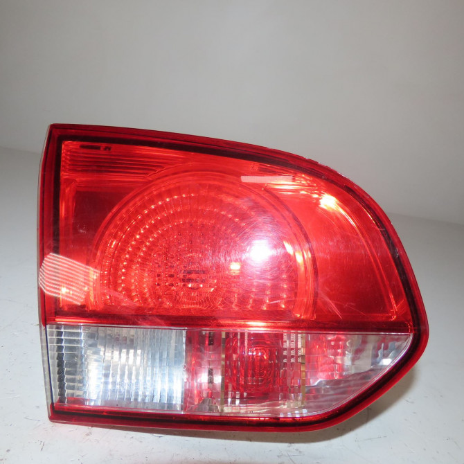 Feu arrière interieur gauche occasion  Volkswagen vw GOLF VI (5K1) 1.6 tdi (2009-2012) 5 portes   5K0945093G  1