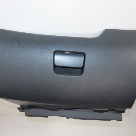 Boite à gants occasion  Peugeot 207/207+ (WA_, WC_) 1.6 hdi (2006-2013) 5 portes   8218WG 