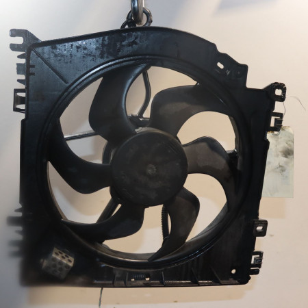 Ventilateur de refroidissement occasion  Renault MODUS / GRAND MODUS (F/JP0_) 1.2 (jp0c, jp0k, fp0c, fp0k, fp0p, jp0p, jp0t) (2004) 5 portes   7701068310 
