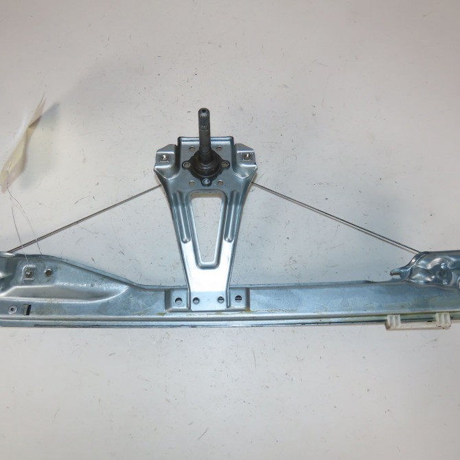 Mecanisme leve-glace arrière droit occasion  Renault CLIO III (BR0/1, CR0/1) 1.2 16v (br02, br0j, br11, cr02, cr0j, cr11) (2005-2014) 5 portes   8200291155  1