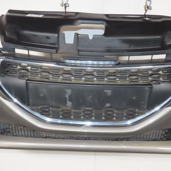 Pare-choc avant occasion  Peugeot 208 I (CA_, CC_) 1.2 vti 82 (2012)   1607397880  1