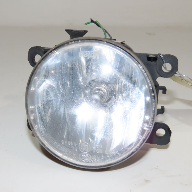 Phare antibrouillard avant gauche occasion  Renault CLIO IV Grandtour (KH_) 1.5 dci 90 (khn3, khn4) (2012) 5 portes   261500097R  1