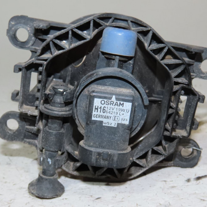 Phare antibrouillard avant droit occasion  Renault CLIO IV (BH_) 1.5 dci 75 (2012) 5 portes   261500097R  2