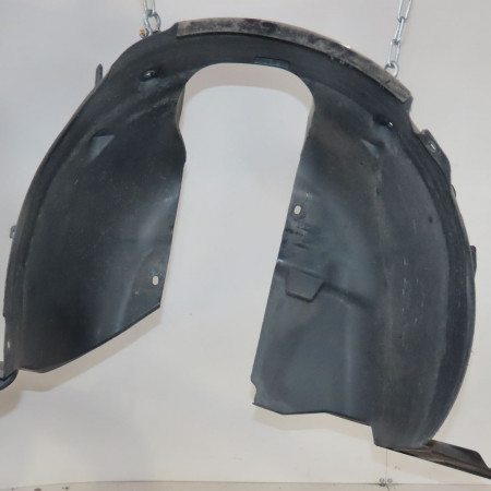 Pare-boue avant droit occasion  Peugeot 208 I (CA_, CC_) 1.2 vti 82 (2012)   9673768780 