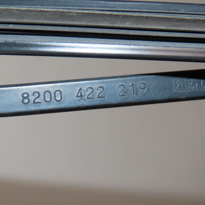 Bras essuie-glace avant droit occasion  Renault GRAND SCÉNIC II (JM0/1_) 1.9 dci (jm14) (2004-2008)   7701062073  2