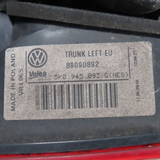 Feu arrière interieur gauche occasion  Volkswagen vw GOLF VI (5K1) 1.6 tdi (2009-2012) 5 portes   5K0945093G  2