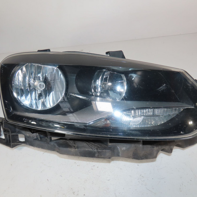 Phare droit occasion  Volkswagen vw POLO V (6R1, 6C1) 1.6 tdi (2009) 5 portes   6R1941008F  1